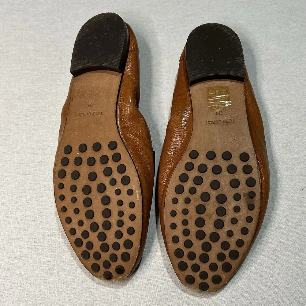 Tory Burch Ballet Loafers Size 7 In Bourbon Leather with A Brushed Gold Logo